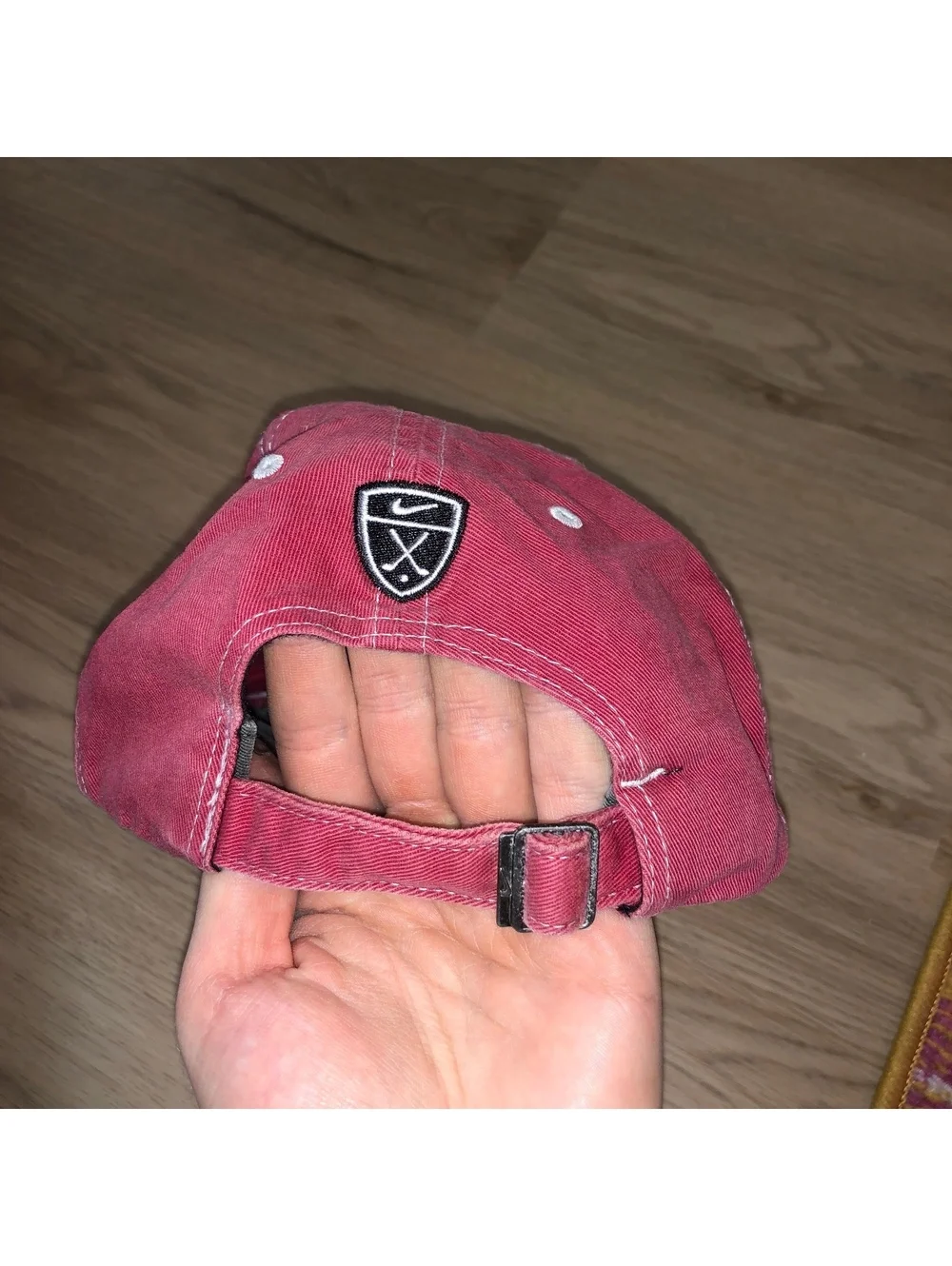 VINTAGE NIKE GOLF VENTANA CANYON HAT CAP RED WHITE ADJUSTABLE STRAPBACK